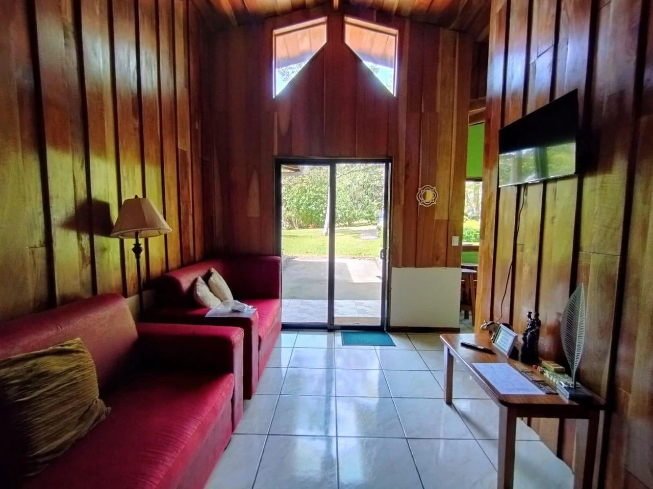 2 Acres with 4 houses Centrally located in Monteverde BV0224: Turn-Key Accommodations Business on 2 Acres Just 5 Minutes from Santa Elena – Surrounded by Nature, Ready to Grow - Gallery image 17