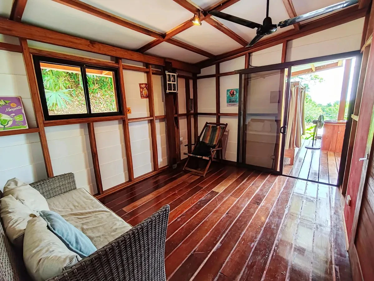 ID 50: 3 Bd/1 Ba - Ocean View Home Near Cahuita with Expansion Potential - Gallery image 10