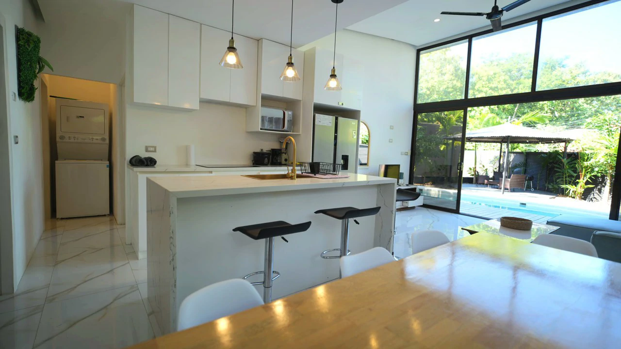Near the Coast House For Sale in Bahía Ballena - Gallery image 6