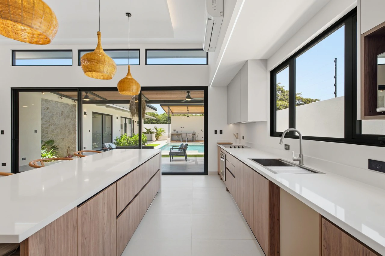 Villa Fresno: Newly Completed Contemporary Home with Private Pool Near Playa Avellanas - Gallery image 8