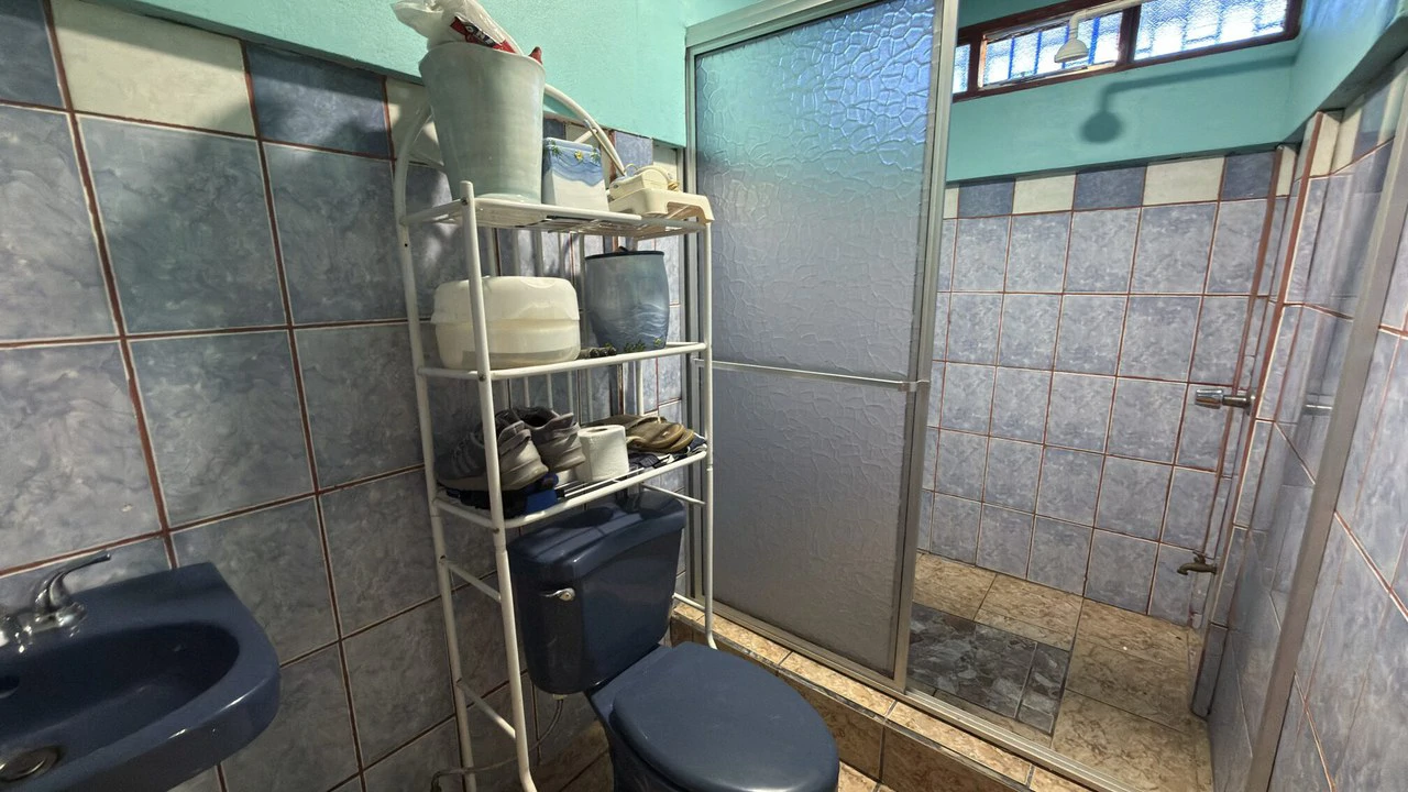 Countryside House For Sale in San Isidro del General - Gallery image 9