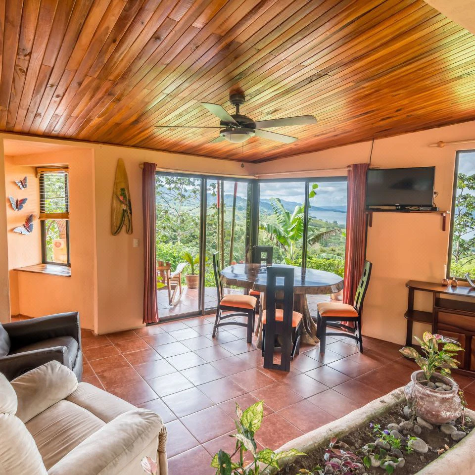 Nepenthe B&B: Hotel / B&B in the Rain Forest with spectacular views of Lake Arenal & Volcano. - Gallery image 9