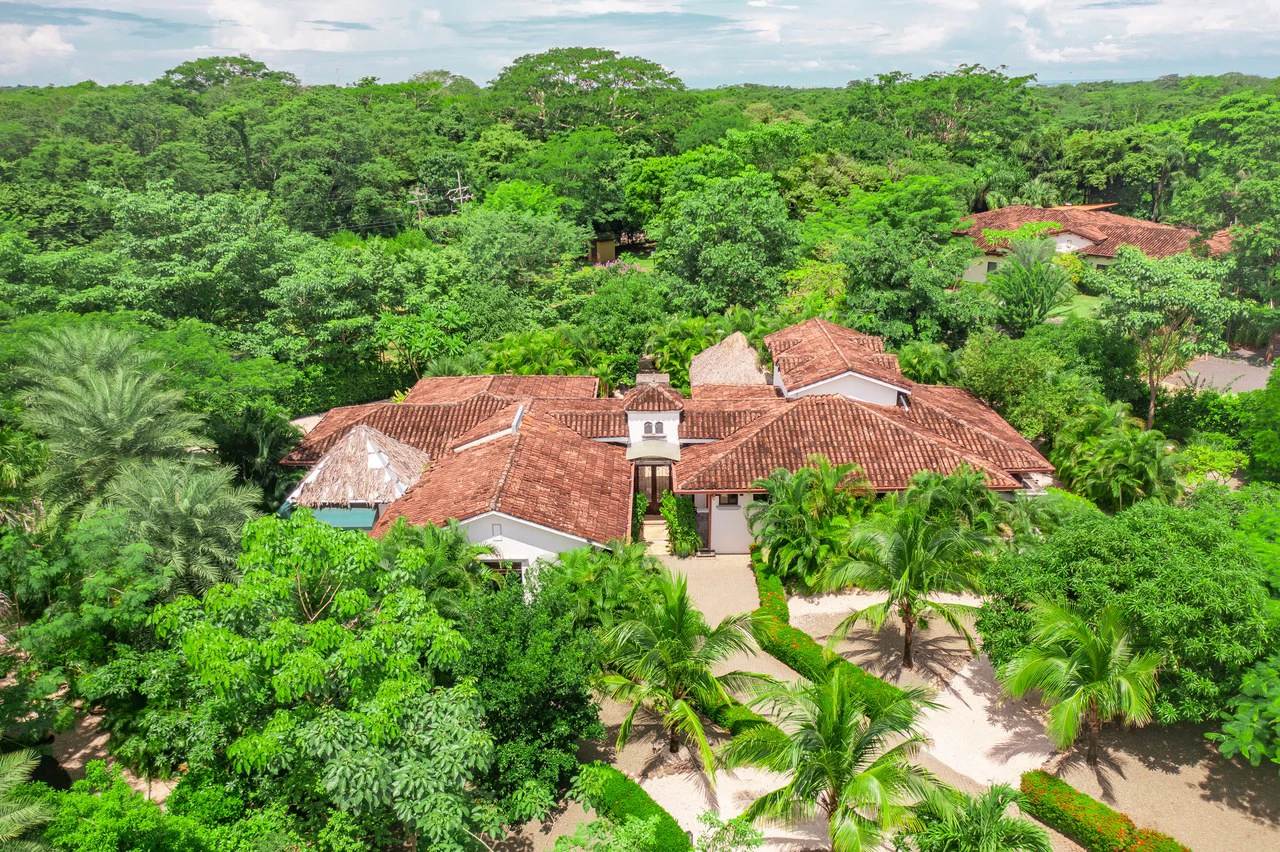 Pura Vida House: 6 bedroom 6 Bathroom Rental Juggernaut in Gated Community - Gallery image 50