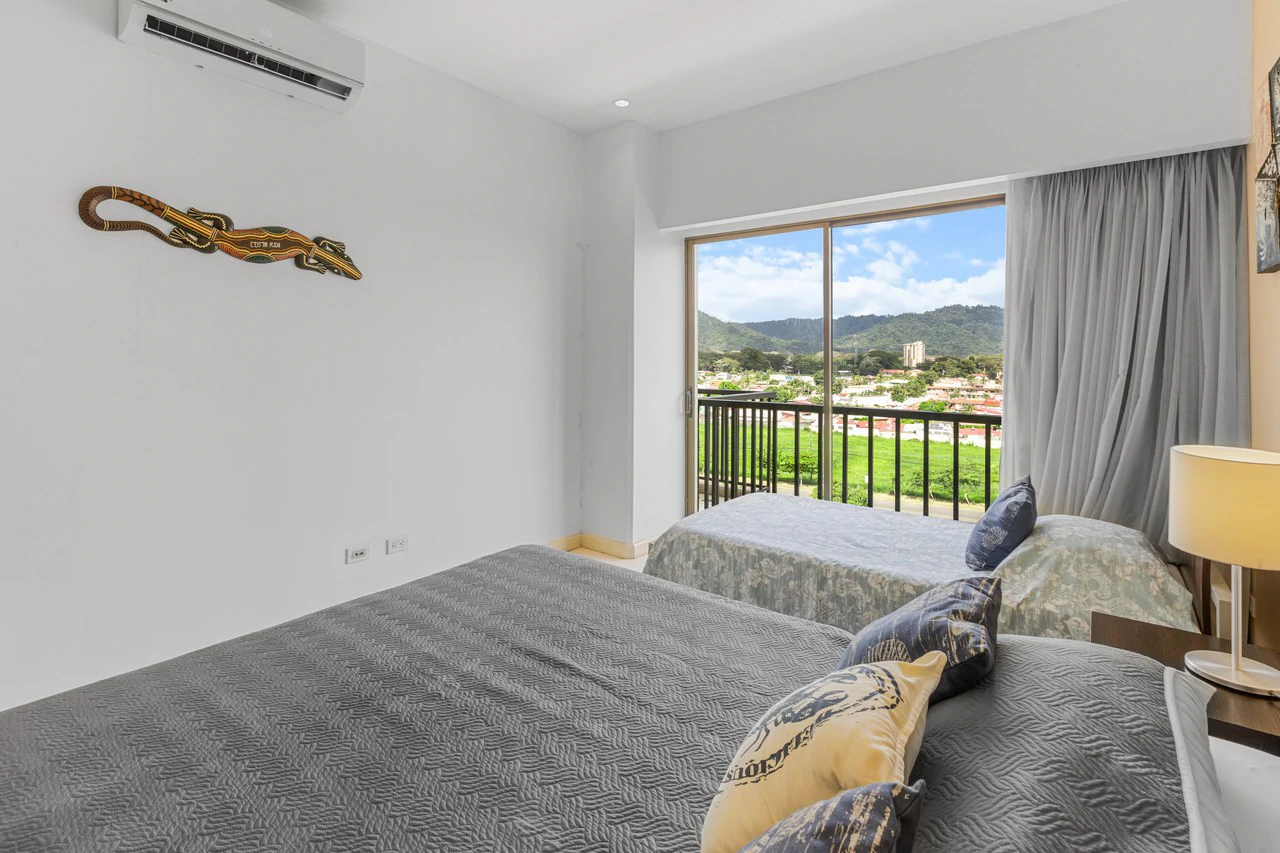 6th Floor 3-bedroom JacoBay Condo with Panoramic Sunrise, Mountain and Ocean Views - Gallery image 23