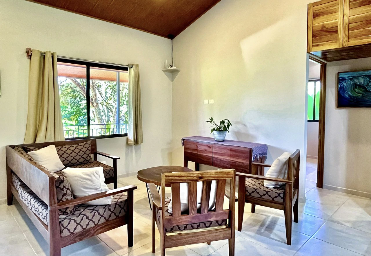 .075 ACRES – 2 Bedroom New Construction Home, Walk to the River, 5min to Playa Matapalo, 15min to Dominical!!!! - Gallery image 7
