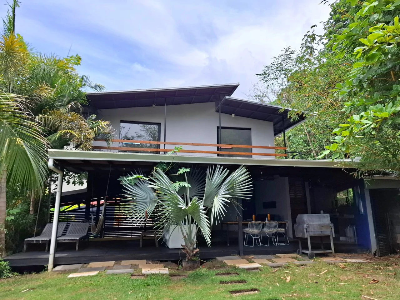 Your Herradura Opportunity! Open-Concept Fixer-Upper