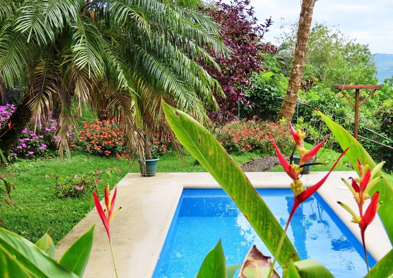 CASA  TROPICANA - Lake View Oasis Near Nuevo Arenal
