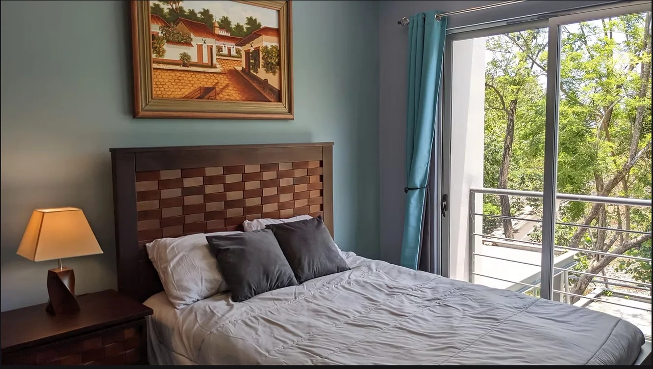 Jungle Retreat with Modern Comforts Near San José – $345,000: Tropical Retreat with Jungle Views - Gallery image 7