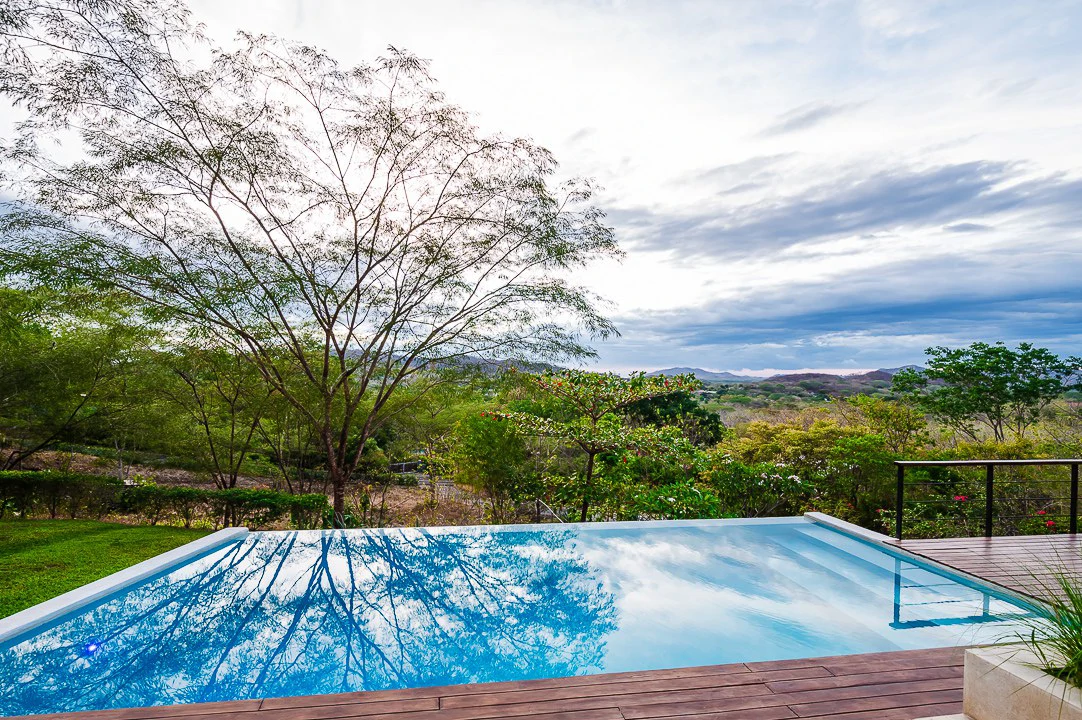 Casa Kalachuchi: Gorgeous Modern Jungle Oasis with Sunset Views in Gated Community - Gallery image 44