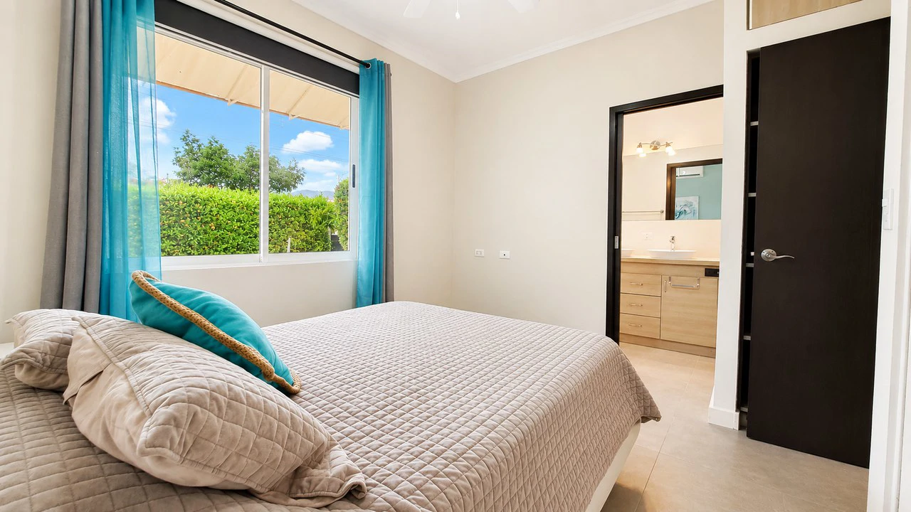 Modern Jacó 3-BR Home with Private Pool in Gated Community - Gallery image 16