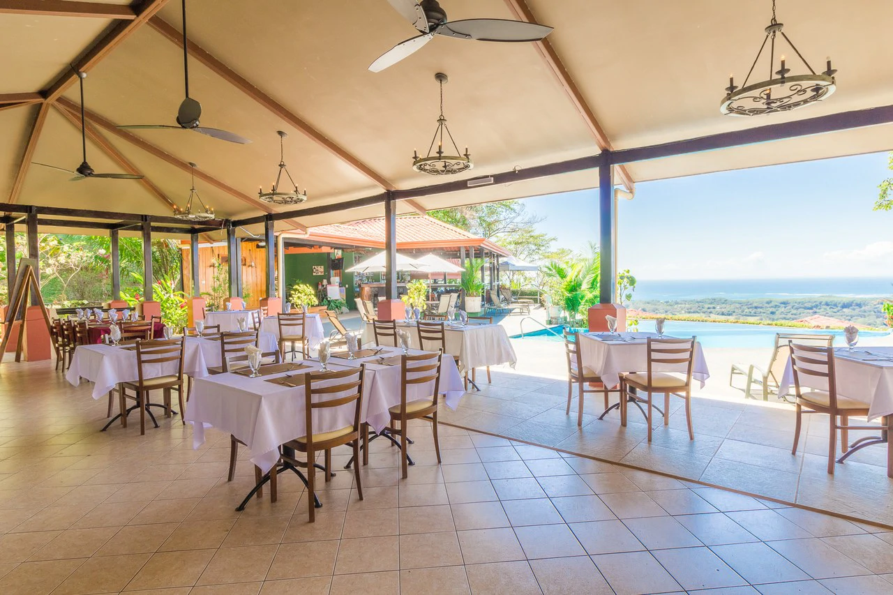 Popular 20-room Boutique hotel /retreat. Stunning ocean views - Gallery image 8