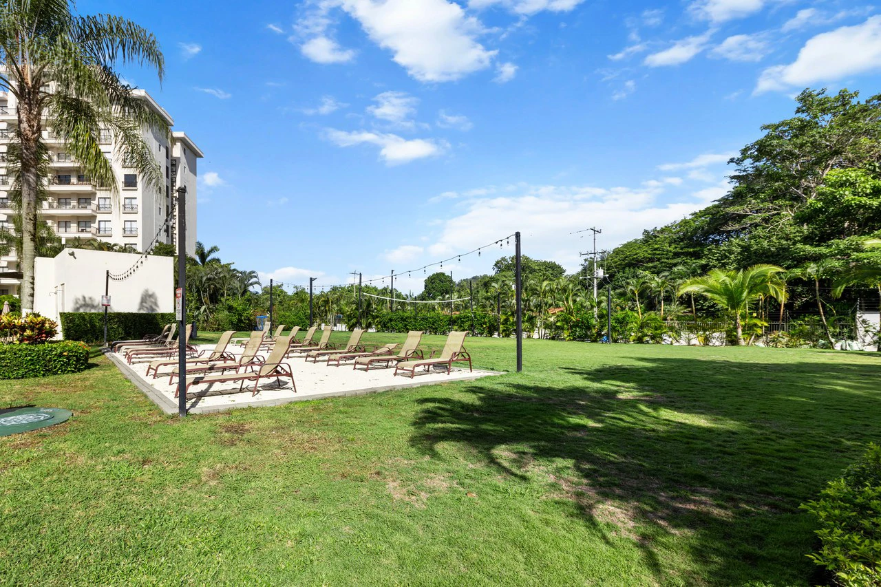 6th Floor 3-bedroom JacoBay Condo with Panoramic Sunrise, Mountain and Ocean Views - Gallery image 29