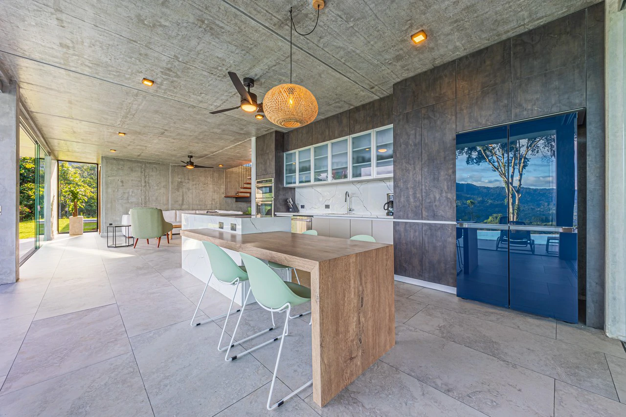 A True Estate Beyond Compare, Ocean Views For Miles: Mountain House For Sale in Uvita - Gallery image 41