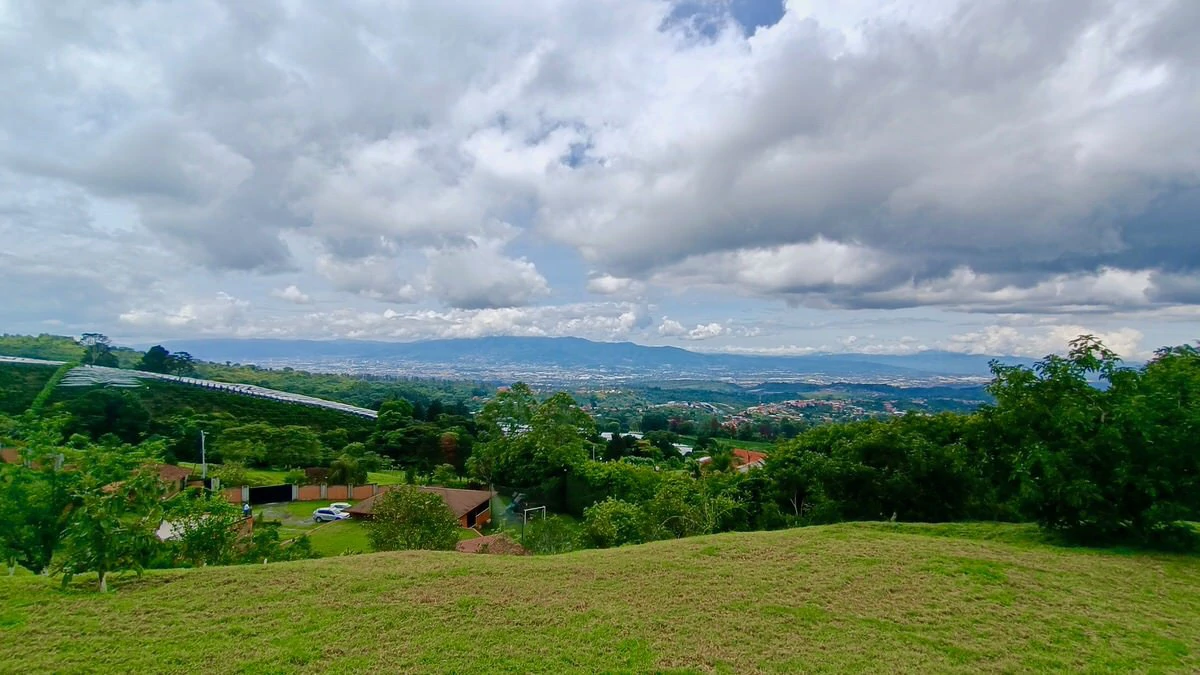 Finca doña Flory: Property with incredible views in Santa Barbara, Heredia - Gallery image 24
