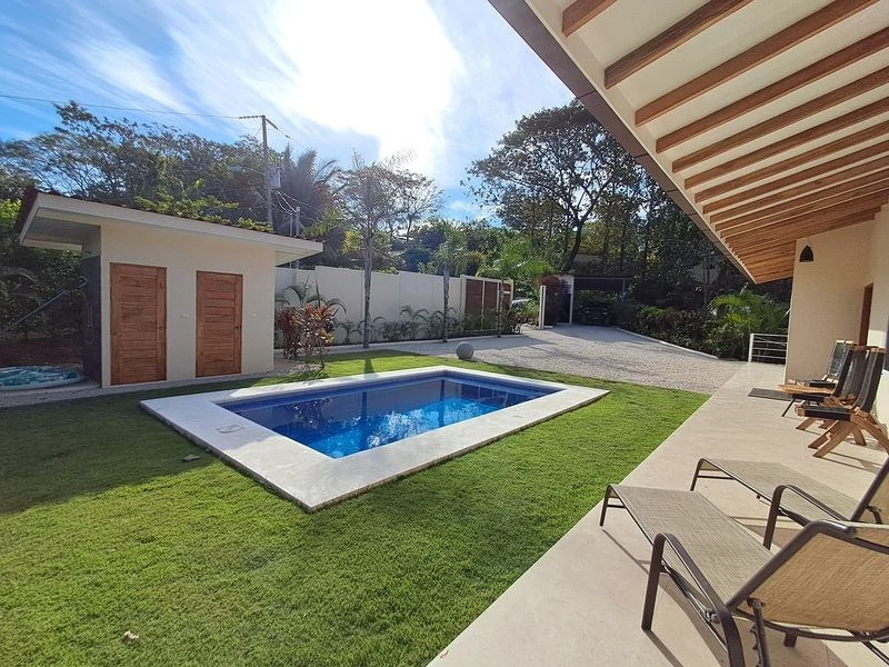 CASA MARIPOSA: Large Contemporary House With 5 Bedrooms - Apartment For Rent - Pool – 5 Minutes From Samara - Gallery image 4