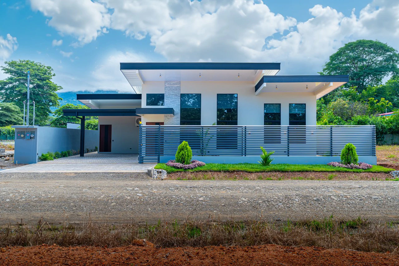 River Bend Estates, 3 Bedroom Masterpiece.: House For Sale in Uvita - Gallery image 13