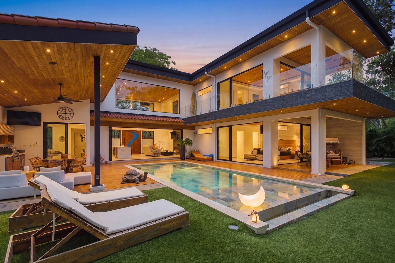 Casa La Ola Perfecta: Luxury 5-Bedroom Home with Pool Near the Beach in Hacienda Pinilla - photo 45