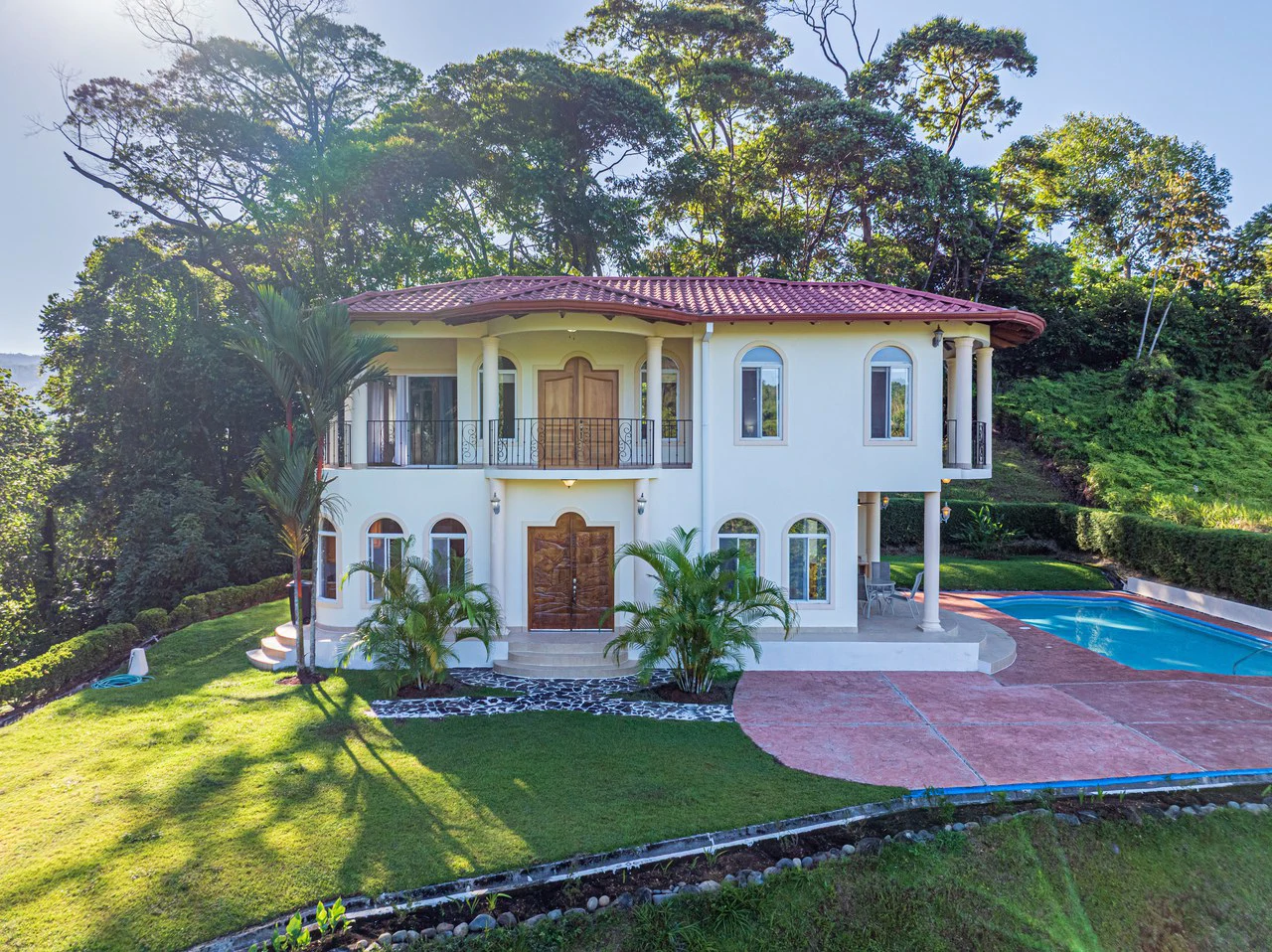 Elegant 3 Bedroom + Office Jungle Home in Puesta Del Sol, Ojochal - Gallery image 2