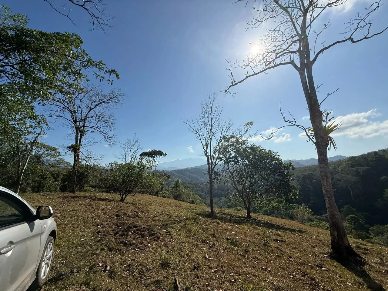 11.4 Hectare Mountain Estate: Lush Forest, River & Farm Potential in Arenal Puriscal , San Jose - Gallery image 4