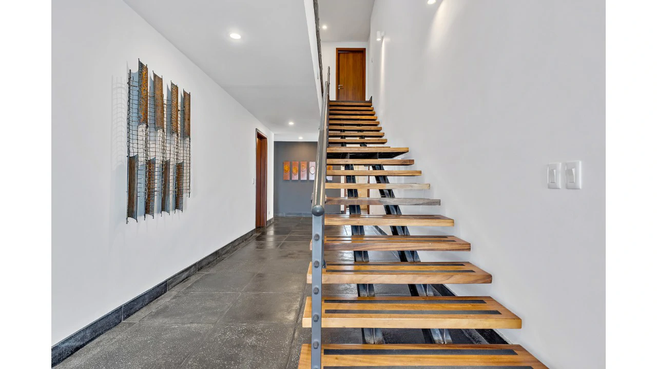 Penthouse: Live in the number one luxury development with private beach in the national reserve of Manuel Antonio - Gallery image 21