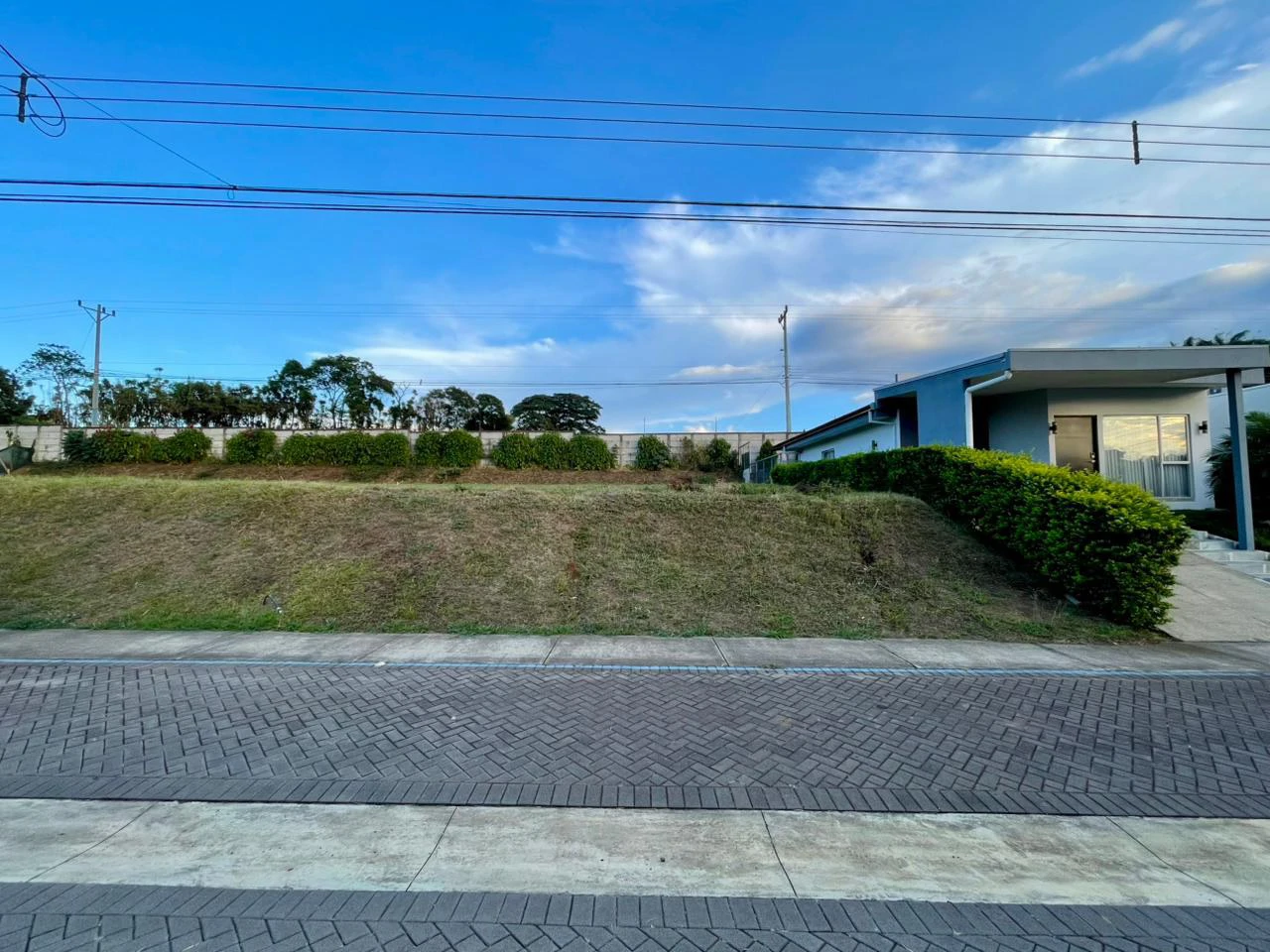 Ideal 200sqm Land Plot in Condominium Altabrisa, Grecia, Alajuela - Build Your Dream - Gallery image 6