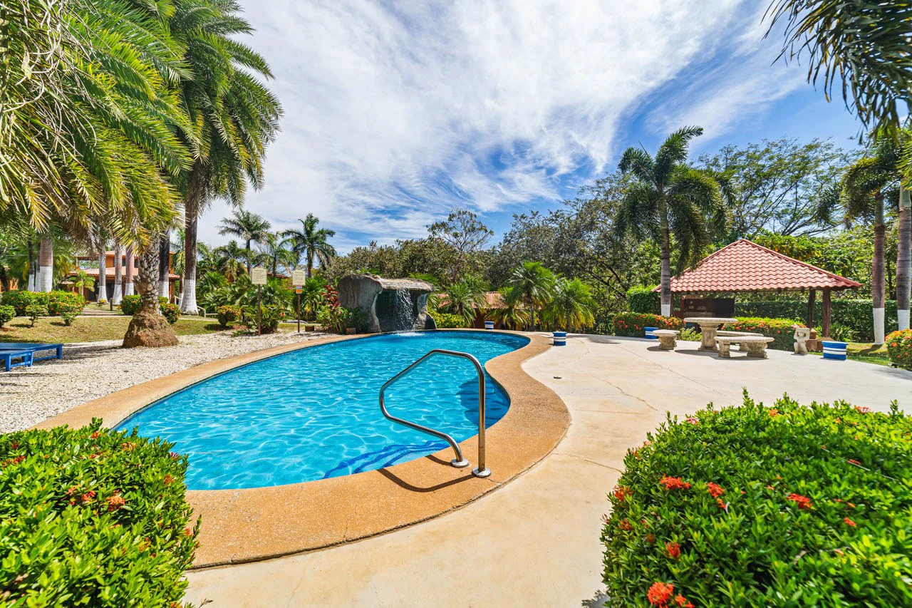 Iguana Villas #7: Turnkey 2BR Villa Near White Sand Beach - Gallery image 27