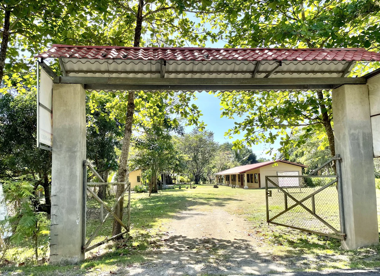5 cabins and 2 bedrooms house with 2 pools - Multiplex for Sale in Tarcoles, Puntarenas Costa Rica - Gallery image 9