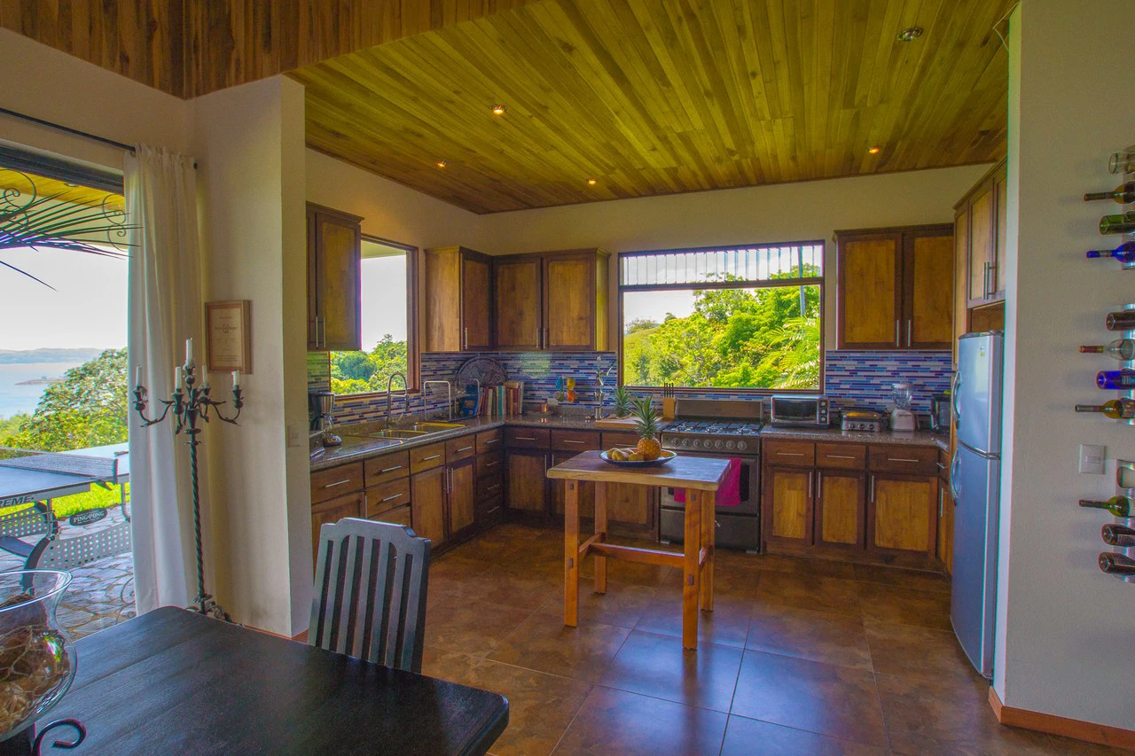 Luxury Vacation Rental Villas for Sale with Amazing Views of Lake Arenal - Gallery image 35