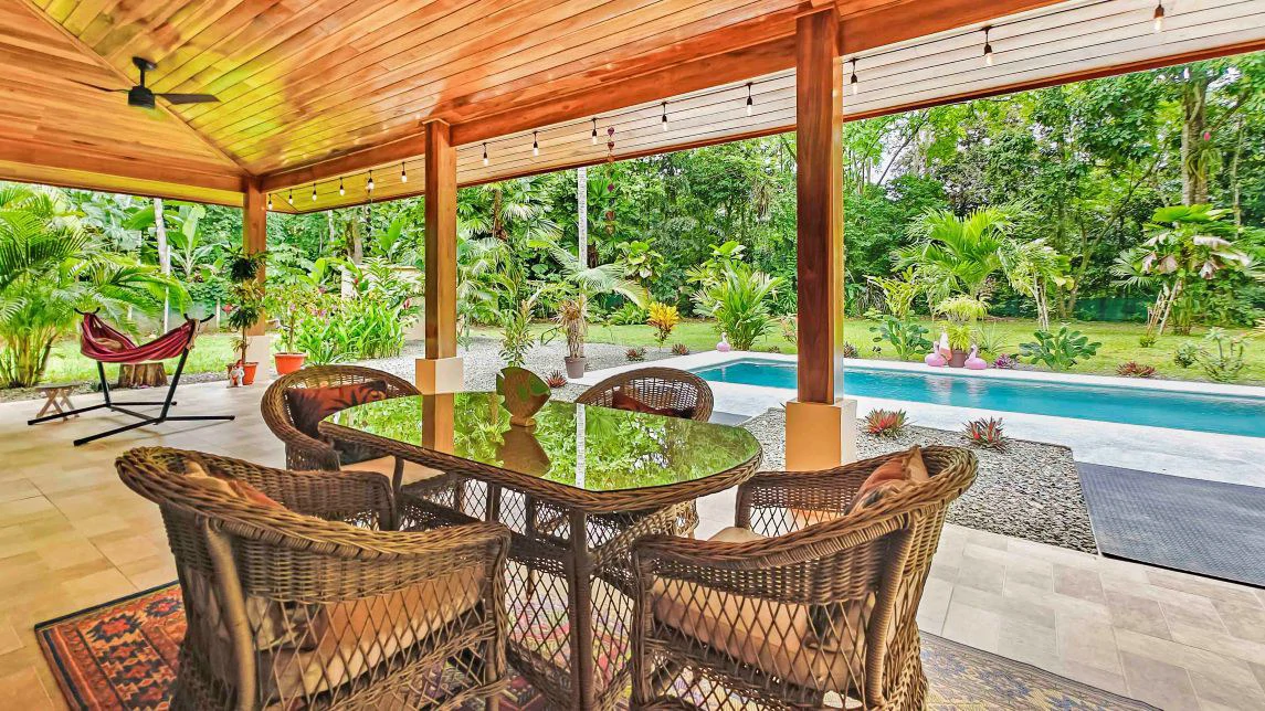 ID 765 - 3 Bd/2 Ba Home w/ Pool in Cahuita: Spacious, Well-Built Home on 5,128sqm Private Lot, 5 Minute Walk to Playa Grande, Cahuita - Gallery image 3