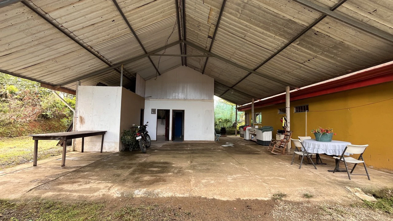 House For Sale in San Pedro - photo 11