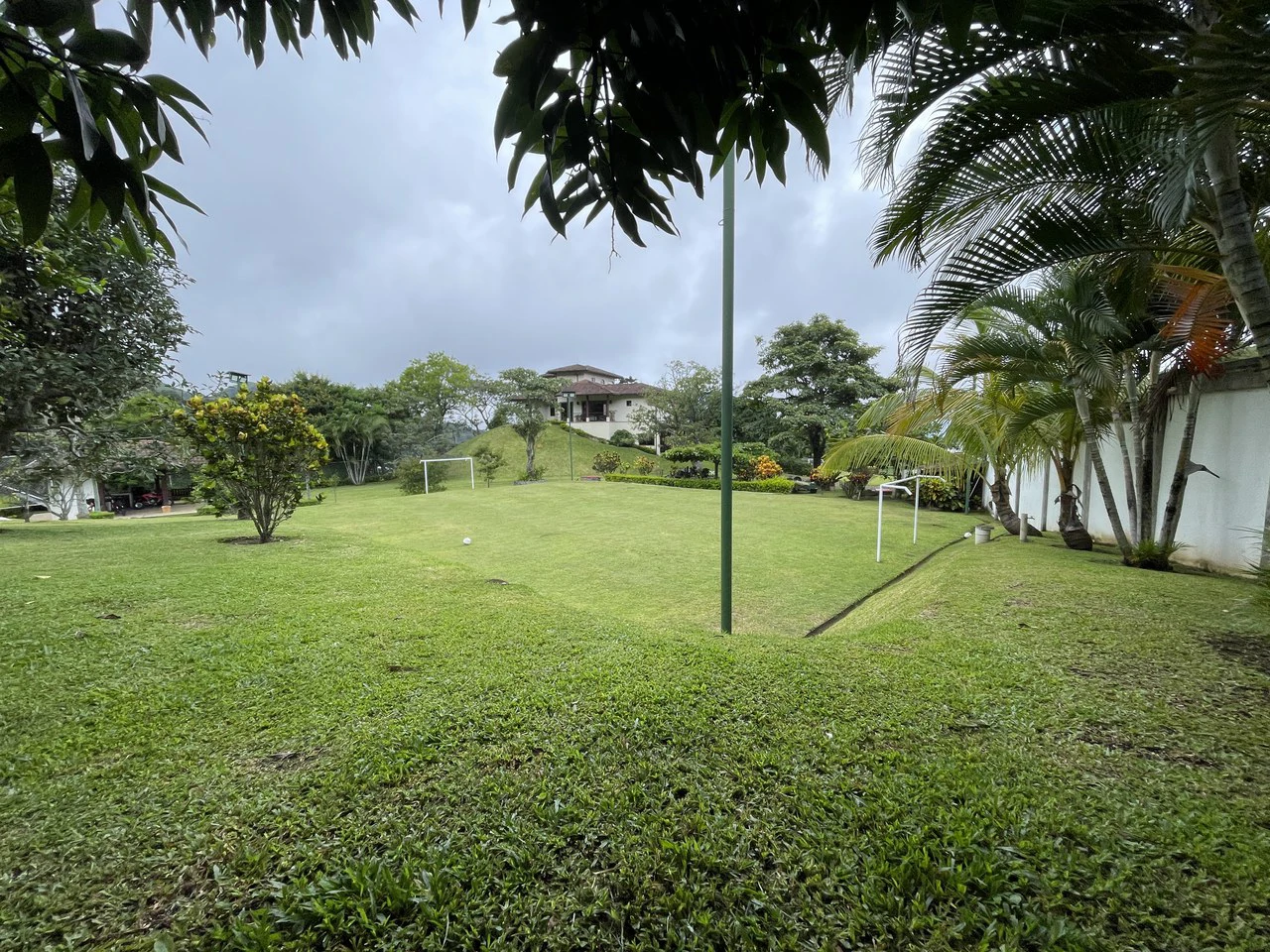 Main house plus 7 rental cabins — a proven income-generating property. - Gallery image 30