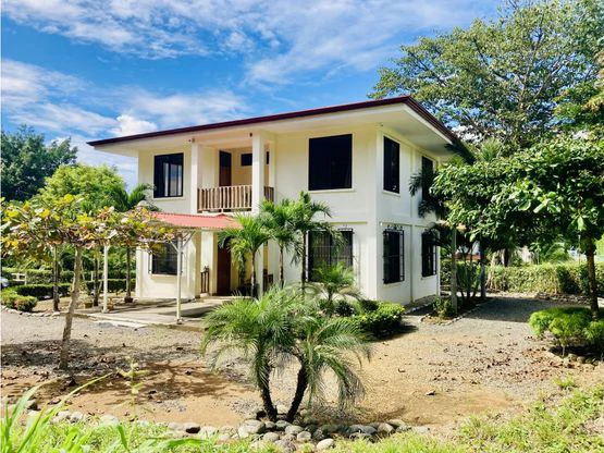 Venta de una hectárea con vivienda principal en Herradura: ¡Your Own Paradise in Herradura, Costa Rica! - Gallery image 7