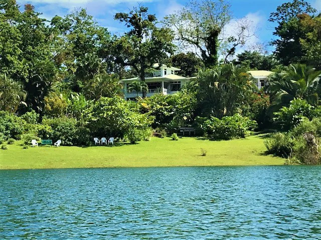 Villa Corazon: Unique LAKE FRONT property, 2 Villas and Tiny house on 5 acres with lake access. - Gallery image 54