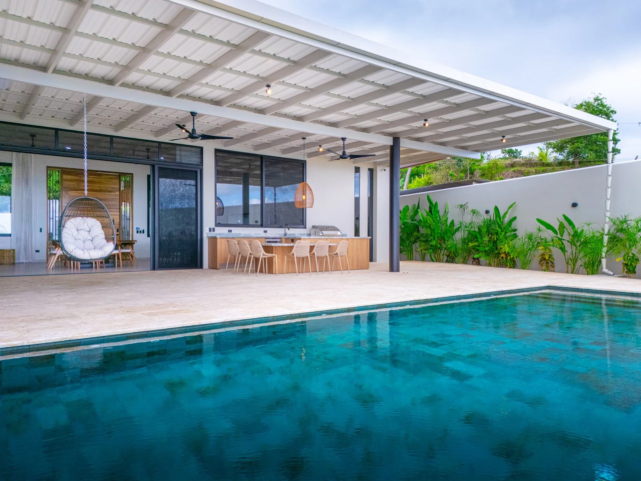 Lion's Gate Sunset Estate - Gallery image 18