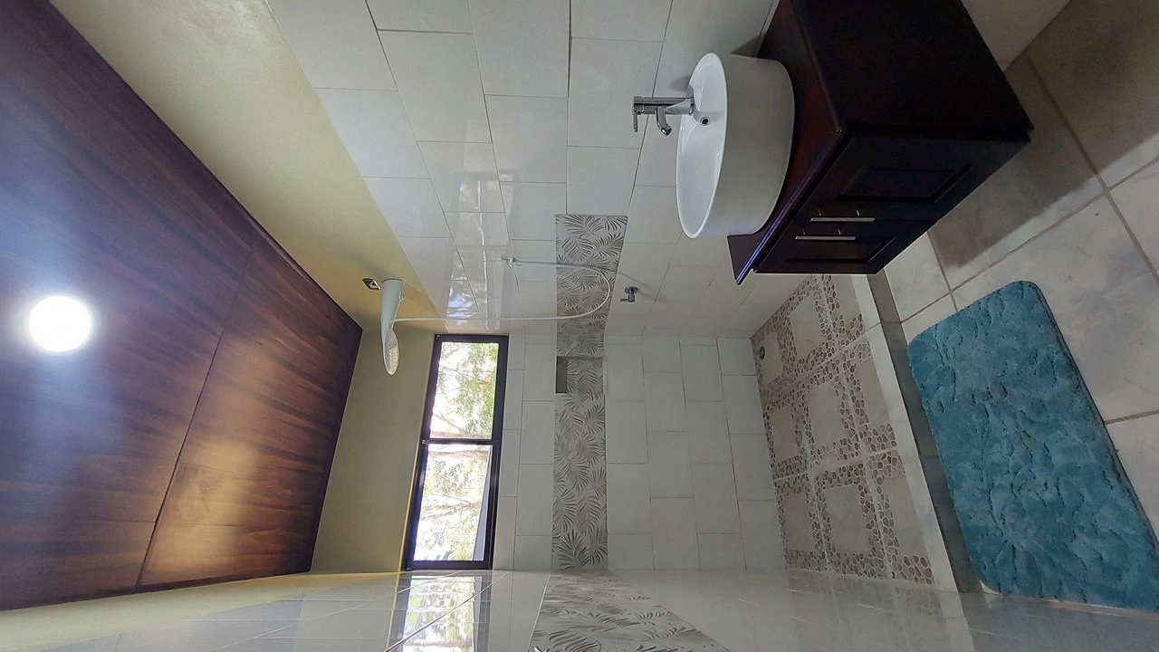 Affordable Home in Hatillo – Just 5 Minutes from Playa Dominical & Playa Linda: House For Sale in Hatillo - Gallery image 9