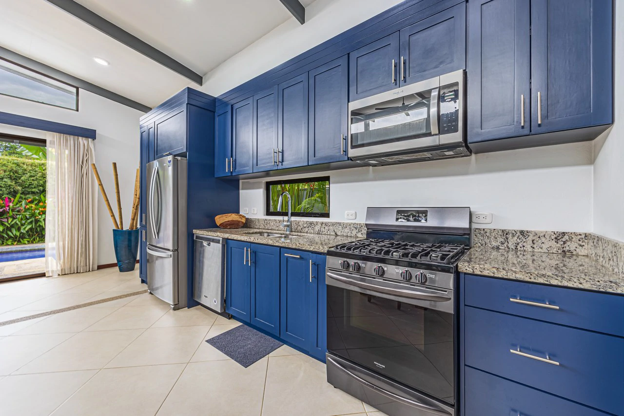 Uvita Home in Jardines del Sol with Private Pool and Dual Suites: Near the Coast House For Sale in Uvita - Gallery image 6