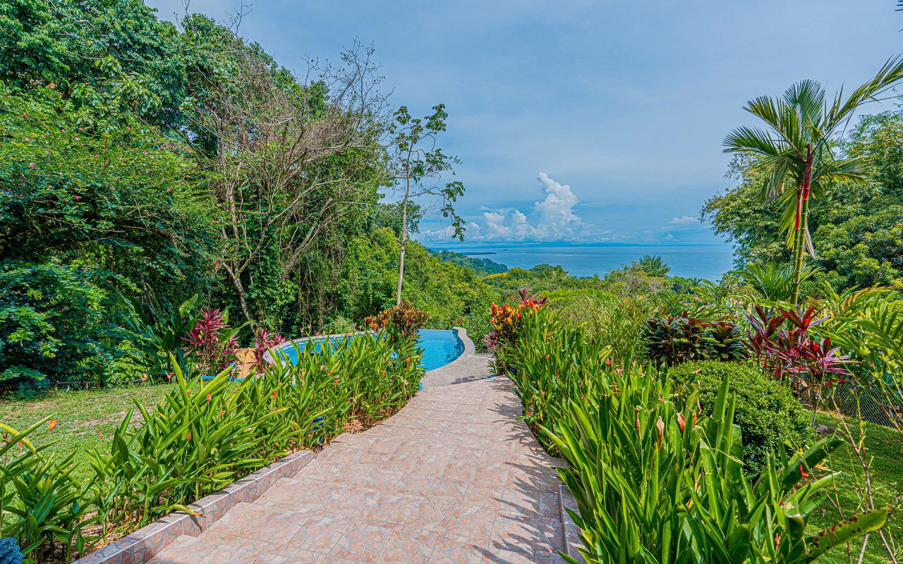 Whale's Tail Ocean View Estate with Extra Lot in Between Uvita and Dominical - Gallery image 82
