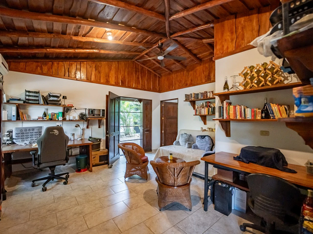 Top-Rated Airbnb Oasis Close to Samara: Countryside House For Sale in Playa Samara - Gallery image 19