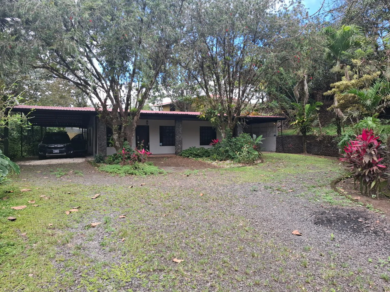 Beautiful Property,  Home/Apt. With Character and Room for More - Gallery image 2