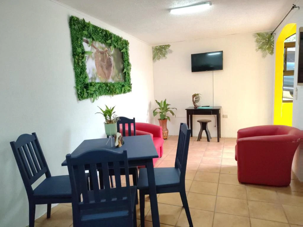 Monteverde Hotel & Attached 3-Bedroom House with Scenic Views CP0626: Boutique Hotel with Attached Private Residence in Monteverde – Turnkey Investment - Gallery image 28
