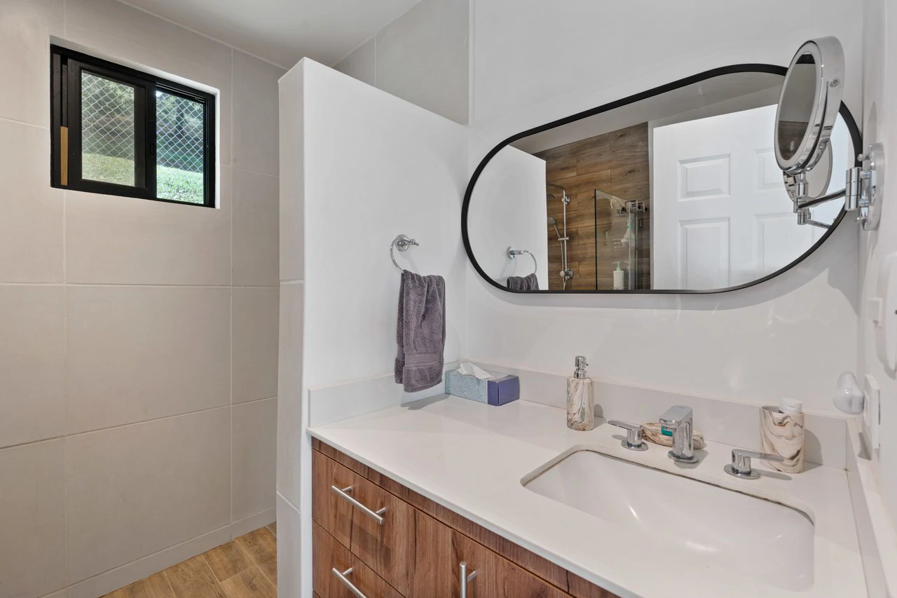Casa Wish You Were Here: Modern Tranquility in Tamarindo! - Gallery image 10