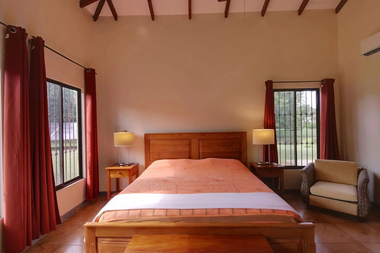 Tropical Luxury Estate with Private Lake, Pool & Prime Location Near Costa Rica’s Best Beaches: Near the Coast House For Sale in Parrita - Gallery image 34