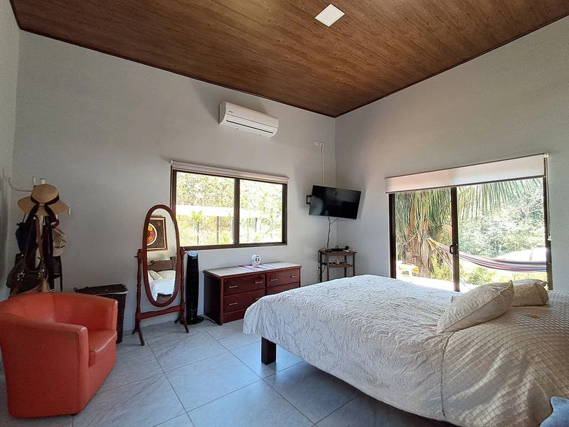 Casa Teresita: Charming 3-Bedroom Home with Garden – 15 Minutes from Sámara - Gallery image 11