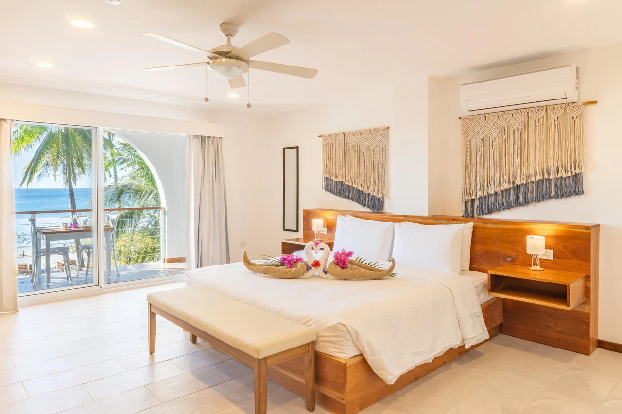 Beachfront Luxury Mixed Use Multi-Unit Residence