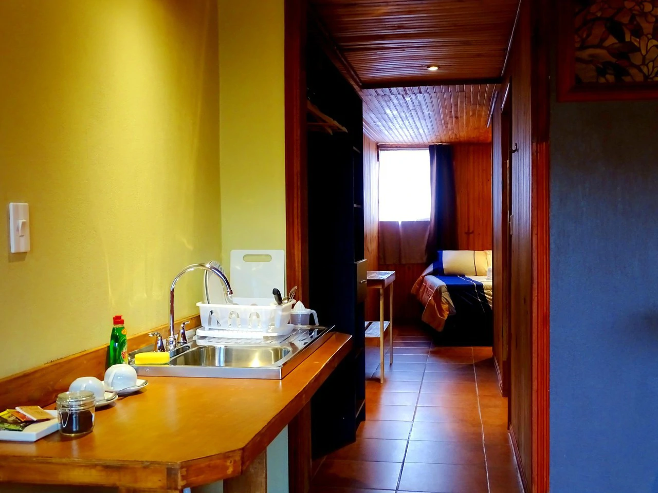 Unique Hotel in Monteverde. Cerro Plano.: Established 11-Room Hotel with Apartments in Monteverde – Prime Location & Proven Track Record - Gallery image 20