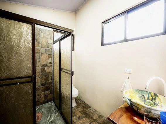 Harmony Haven: Lake Arenal View Home and Guest Casita - Gallery image 13