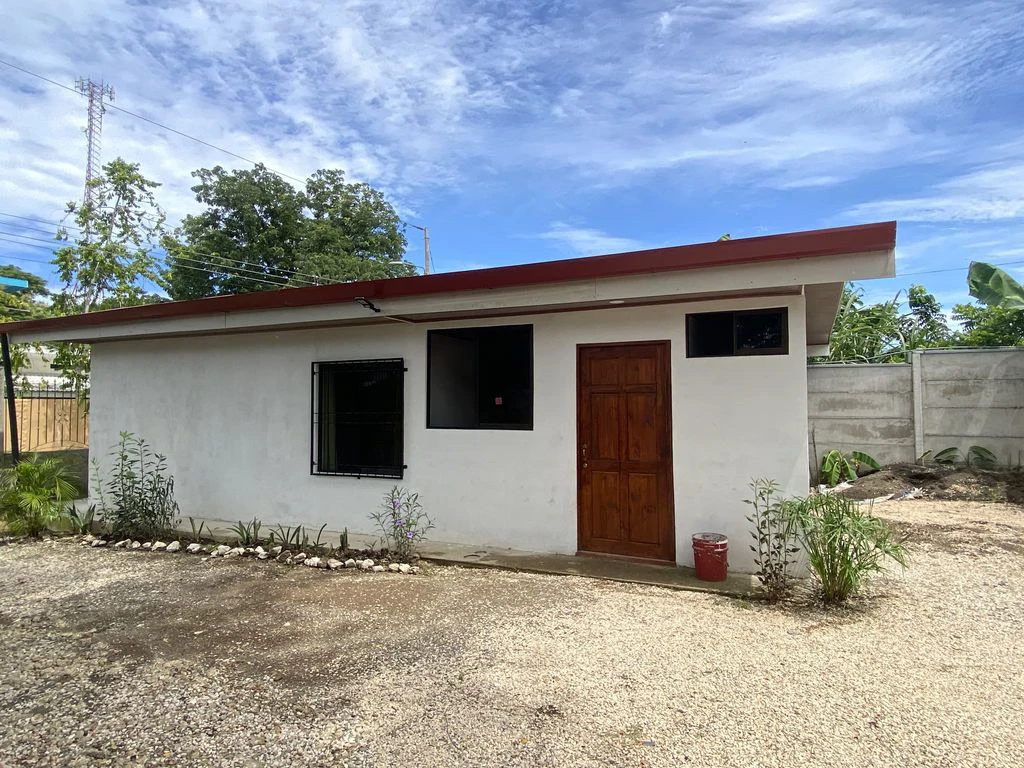 Casa Munoz: 3 Bedroom Home and 2 Unit Duplex with space for a pool, Located in El Canto de los Gavilanes - Gallery image 10