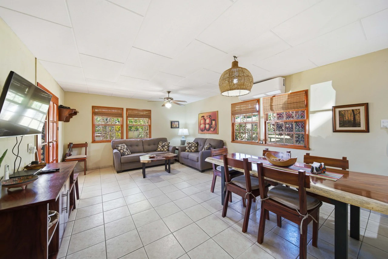The Jewel of Sardinal: Income, Lifestyle, and Opportunity in One Exceptional Property - Gallery image 3