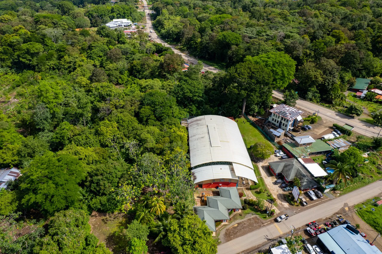 THRIVING SPORTS AND COMMERCIAL BUSINESS WITH OWNER FINANCING OPTION: Rincon Uvita - Gallery image 39