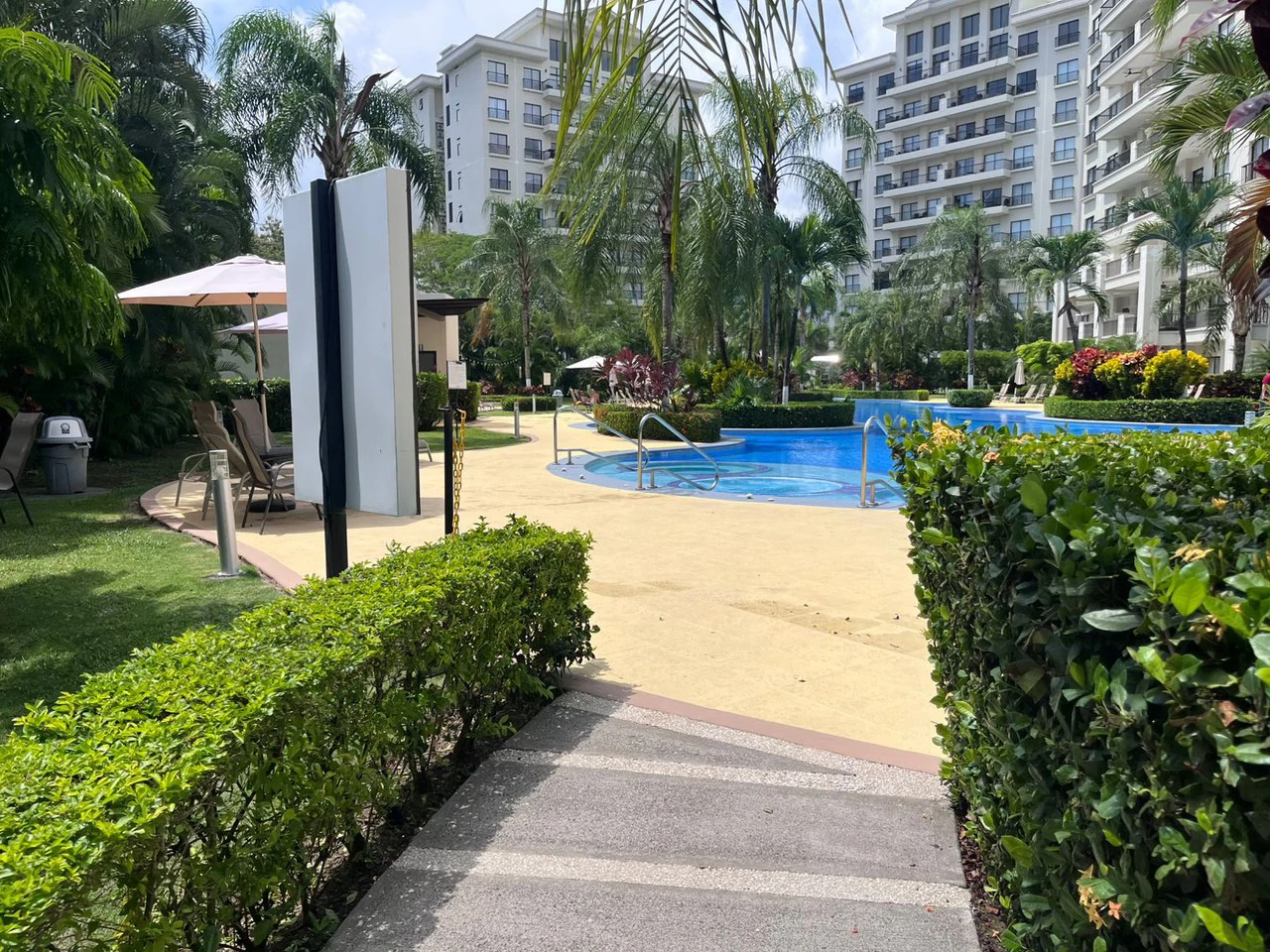 Condo Jaco Bay. Jaco Costa Rica: Near the Coast Apartment For Sale in Jacó - Gallery image 44